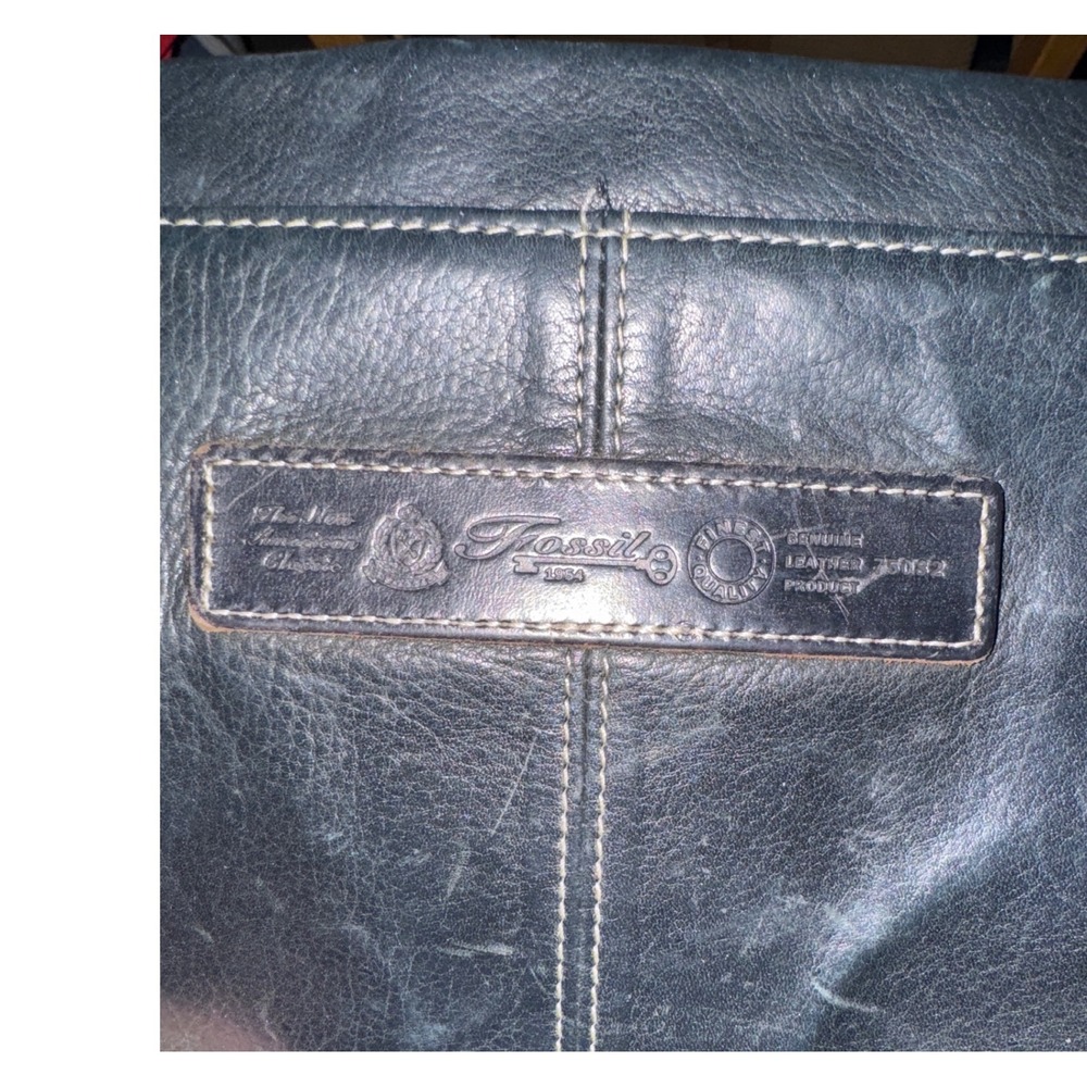 Fossil Black Leather Crossbody Bag Signature Key Charm Organizer 75082 9 x 8 - Picture 7 of 16